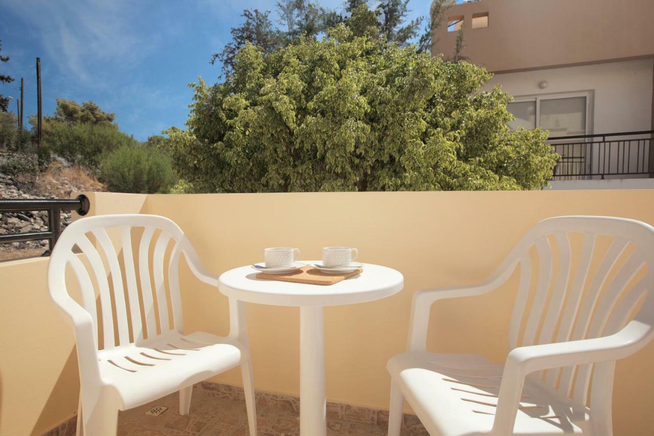 Thekla Court Apartment Polis Exterior photo